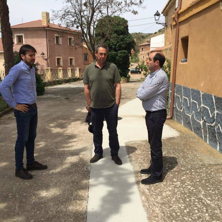 La Diputación invierte 400.000 euros en obras de pavimentación y renovación de redes en varios pueblos de la provincia