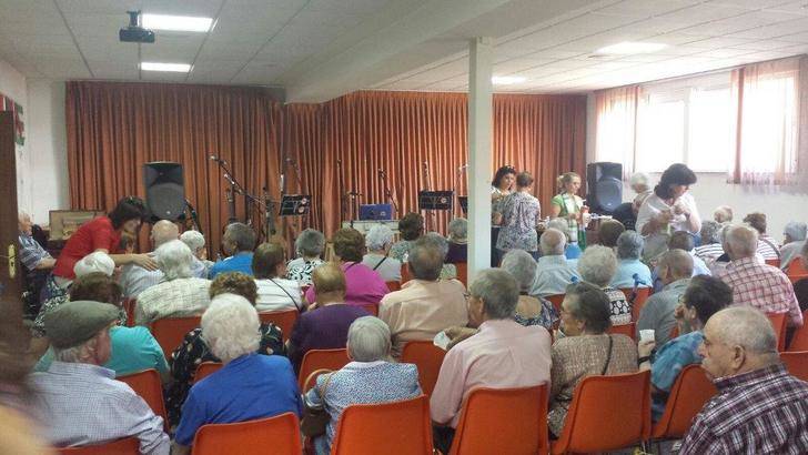 Cáritas celebra con los mayores la Virgen del Carmen