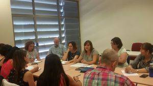 La Mesa de Integración se reúne para abordar la problemática de las familias en riesgo de exclusión