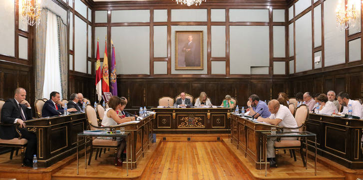 La Diputación pide a la Junta que cumpla sus obligaciones y no ponga en riesgo la existencia de los Grupos de Desarrollo Rural