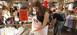 La Junta informa de los derechos de los consumidores a la hora de efectuar sus compras en rebajas