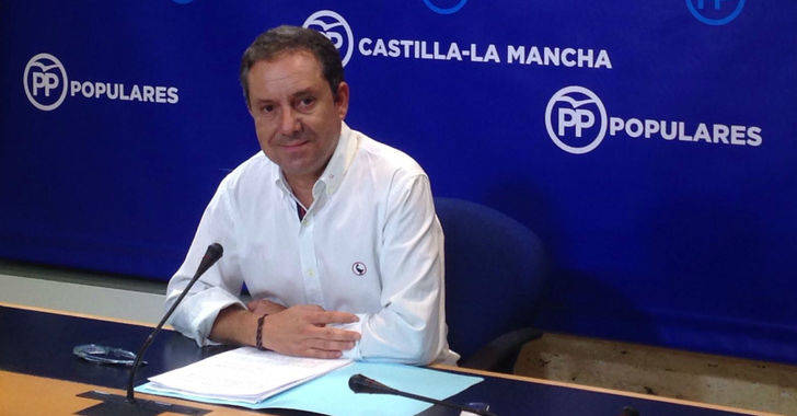 Antonio Martínez: Los recortes de Page en materia sanitaria siguen creando problemas en los consultorios y aumentando las listas de espera