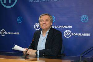 Cañizares denuncia la parálisis que sufre Castilla-La Mancha por la falta de trabajo y la inoperancia de Page