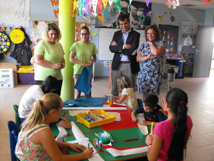 El Ayuntamiento favorece la conciliación en verano ofertando 1.000 plazas a través de sus actividades de familia e infancia