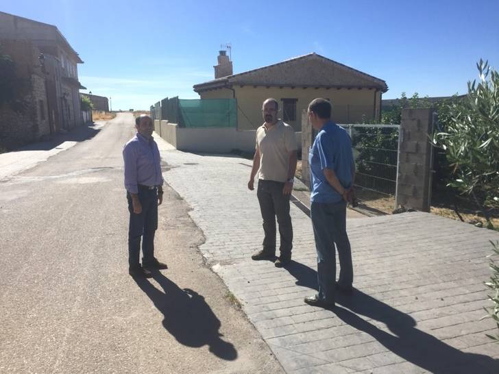 La Diputación destina casi 500.000 euros en obras de pavimentación y mejora de la red de abastecimiento