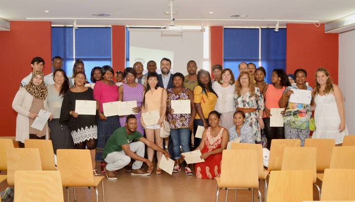 Concluye el curso de castellano del Programa Extraordinario por la Cohesión Social de Azuqueca