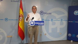 De las Heras destaca como un “acto de responsabilidad” que Rajoy haya aceptado el encargo del Rey para formar Gobierno 
