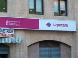 IU sospecha de que se sustrae salario de trabajadores del plan de empleo de la Junta