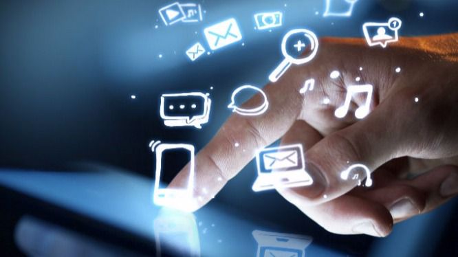 ¿En qué nos ha cambiado la vida Internet?