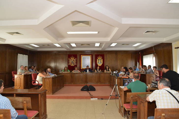 Presentada en el Ayuntamiento de Azuqueca una propuesta de alternativa técnica para urbanizar el sector SUR-I11