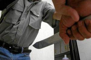 Trasladan al 12 de Octubre al joven de 17 años herido por una agresión con arma blanca en El Casar