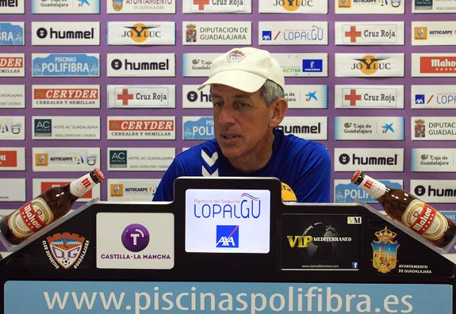 Alberto Parras: Por nuestra cabeza sólo pasa la idea de ganar este domingo