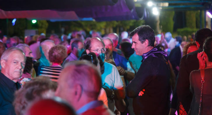Gran animación y participación en la primera verbena de jubilados de estas Ferias
