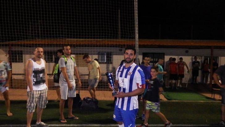 Horche y Hogar Alcarreño empatan a dos, en el trofeo 