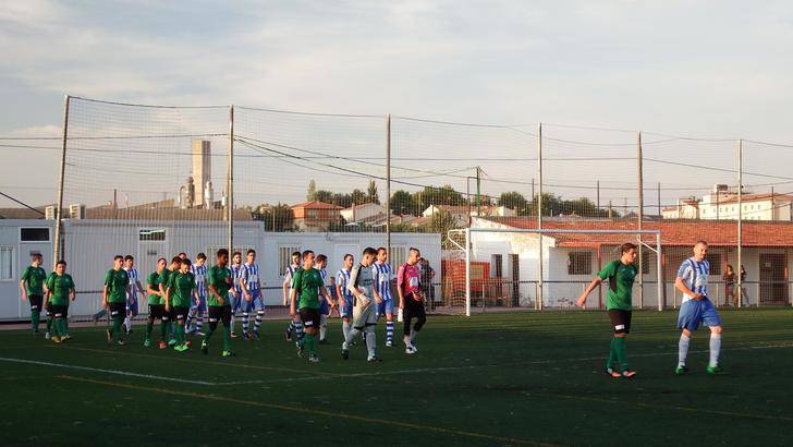 Horche y Hogar Alcarreño empatan a dos, en el trofeo 