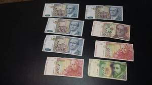 Encuentran un antiguo sobre con 50.000 pesetas en el Archivo Municipal de Torrejón del Rey