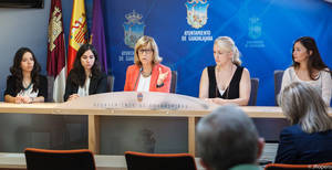 Carmen Heredia presenta la nueva programación de actividades del Servicio Psicología Aplicada de Guadalajara