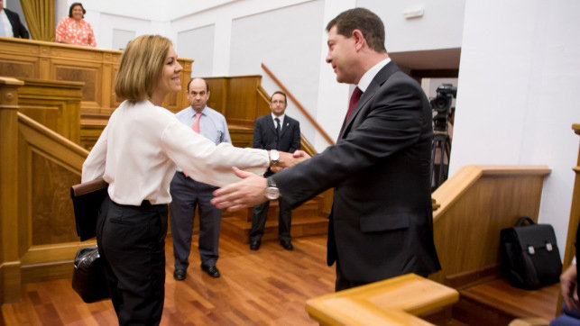 Cospedal ofrece su apoyo al PSOE para permitir la gobernabilidad de Castilla-La Mancha