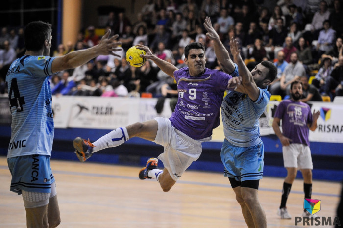 BM Guadalajara se lleva los puntos ganando al Cangas