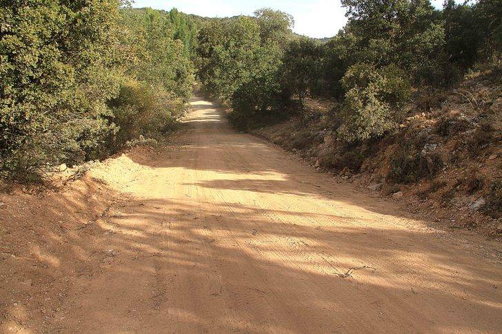 Fuentenovilla mejora sus caminos