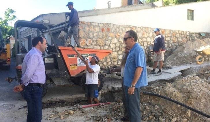 La Diputación invierte casi 1,5 millones de euros en 50 proyectos de obras de eficiencia energética y pavimentación