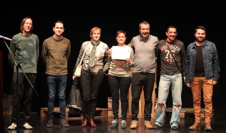 Paranoia Teatro, de Humanes, gana la I Muestra de Teatro Entre bambalinas en Cabanillas del Campo