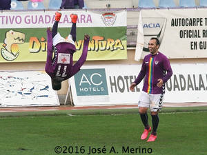 Un gol en el último suspiro permite al Dépor seguir con el pleno de victorias en el Pedro Escartín