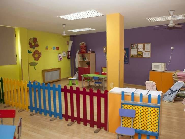 Verónicas Renales asegura que las escuelas infantiles municipales funcionan con total legalidad