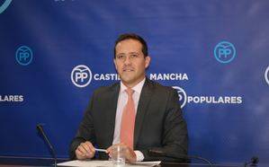 Velázquez denuncia la falta de sensibilidad y de humanidad de Page ante la situación insostenible de la Sanidad