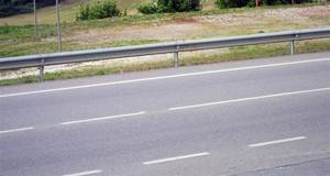 Fomento otorga 1,4 millones de euros a CLM para mejorar los sistemas de contención de motociclistas