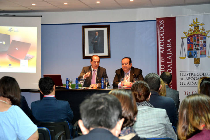 Cerca de un centenar de abogados participan en las Jornadas de Formación de Violencia de Género