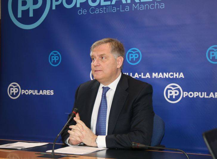 Cañizares denuncia que la falta de transparencia en las negociaciones de los presupuestos de Page y Podemos genera incertidumbre