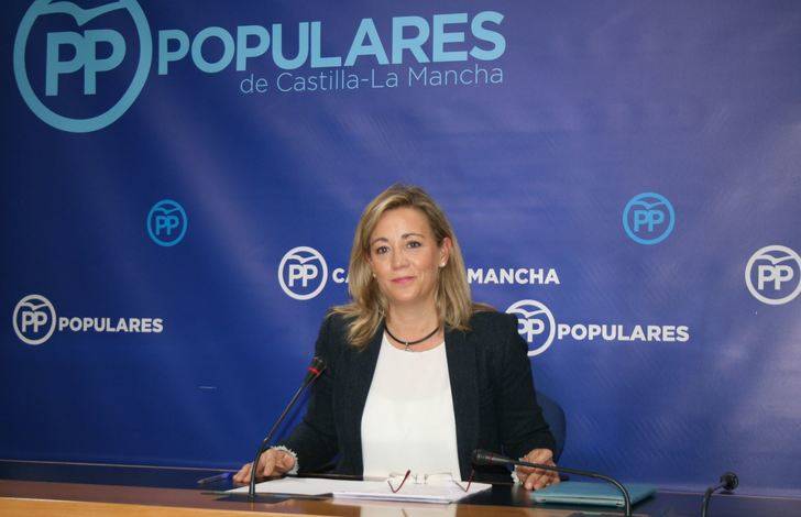 Merino exige a Page que recorte en asesores para contratar a profesionales de la Sanidad y acabar con el caos sanitario