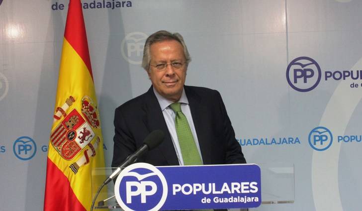 Aguirre hace un llamamiento al PSOE “para que se una a los cuatro objetivos del Gobierno sobre presupuestos, pensiones, reforma laboral y educación”