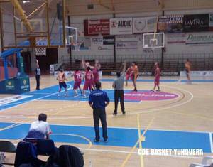 El JUPER Basket Yunquera vence, convence, y aumenta la distancia con su inminente perseguidor al liderato