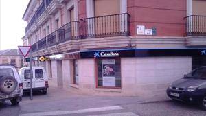 Matan de un disparo de escopeta al director de un banco en La Solana