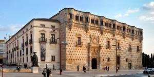 Licitadas las obras para la adjudicación en la envolvente, las cubiertas y las fachadas del Palacio del Infantado