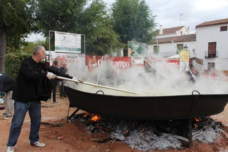 El Pisto Manchego Más Grande del Mundo, celebrado en Villanueva de los Infantes, reconocido como Récord Guinness