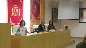 Las hermanas Lara reciben la boina negra como 