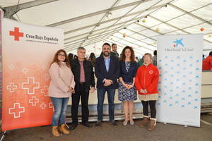 La Obra Social de La Caixa donará dos euros a Cruz Roja por cada persona que patine en la pista de hielo de Azuqueca