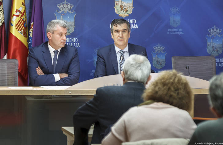 Román: El Presupuesto 2017 es inequívocamente social y apuesta claramente por la creación de empleo