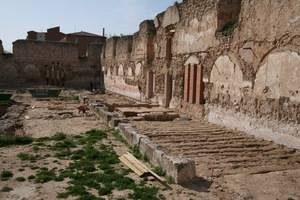 El Ayuntamiento saca a licitación la redacción del proyecto para la restauración de la muralla y los muros del Alcázar Real