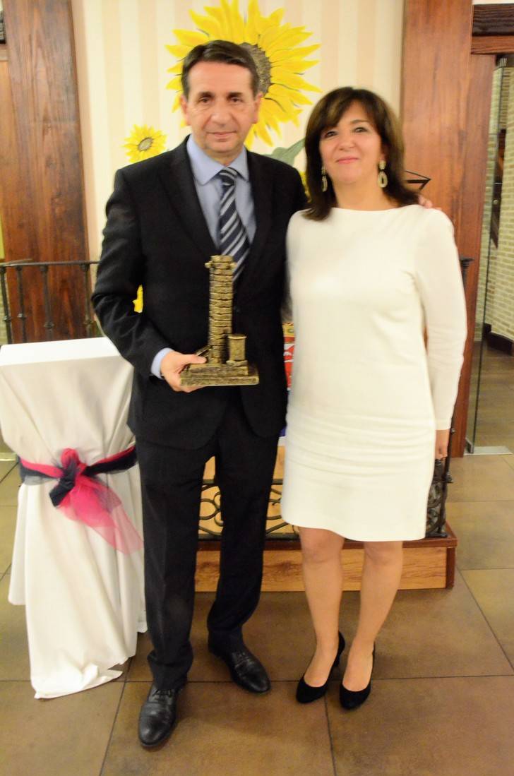 Eladio Freijo recibe su Premio Trigo y Miel