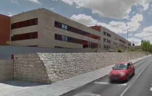 Una niña está grave y su madre afectada por la mala combustión de un brasero en Guadalajara