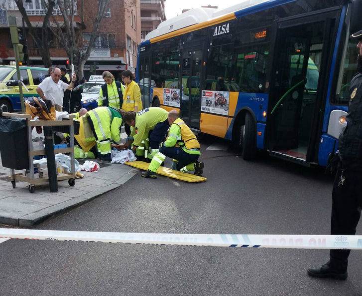 Un autobús urbano atropella a una mujer de 89 años en las calles de Guadalajara