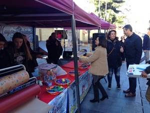 El Ayuntamiento de Guadalajara colabora con la iniciativa Calle Mayor Solidaria