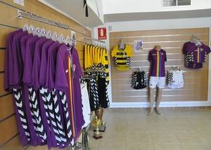 El Dépor sorteará abonos de media temporada por compras superiores a 20 euros en la tienda del club