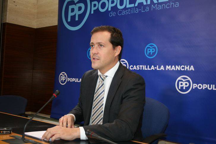 Velázquez denuncia los graves recortes de Page en Sanidad, Bienestar Social y Dependencia