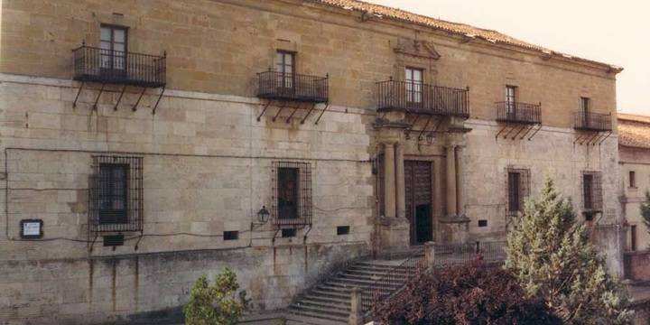 Encuentran en el aeropuerto de Madrid al religioso desaparecido