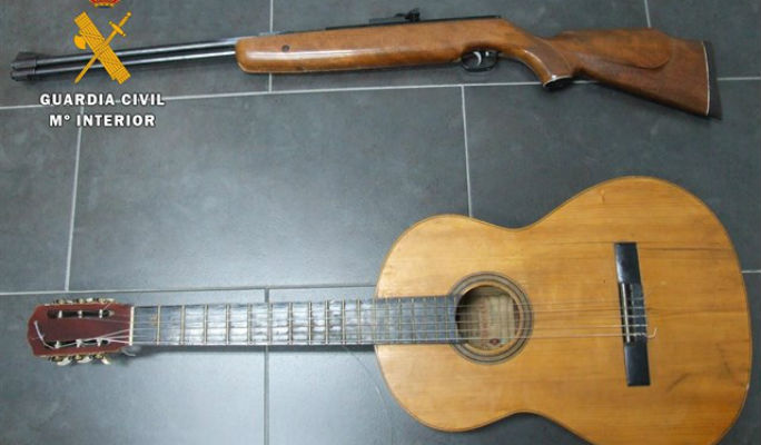 Seis detenidos por robar y golpear reiteradamente en su casa a un anciano en un pueblo de Albacete